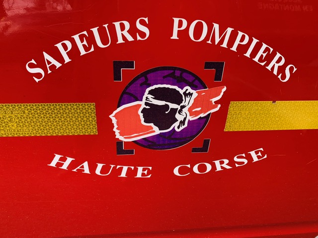 Deux accidents coup sur coup à Calvi. Trois blessés dont un motard en urgence absolue