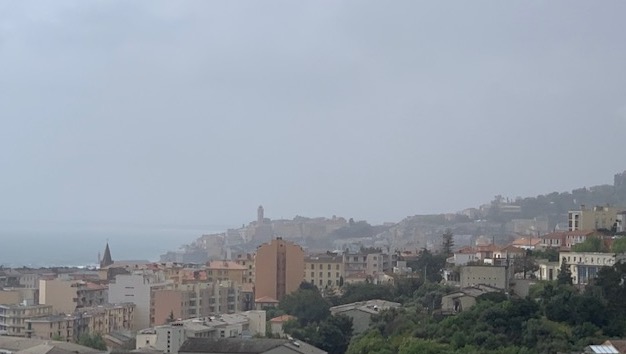 Particules en suspension provenant du Sahara : qualité de l'air dégradée en Corse