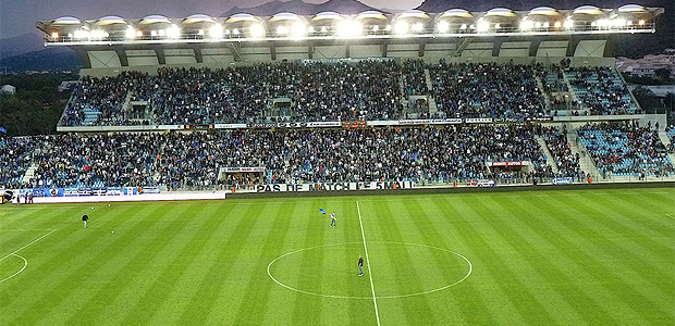 Stade de Furiani : La position de Pè Bastia, Pè a Corsica