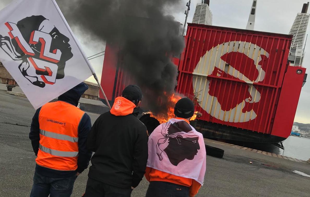 Sur le port d'Ajaccio (Photo Michel Luccioni)