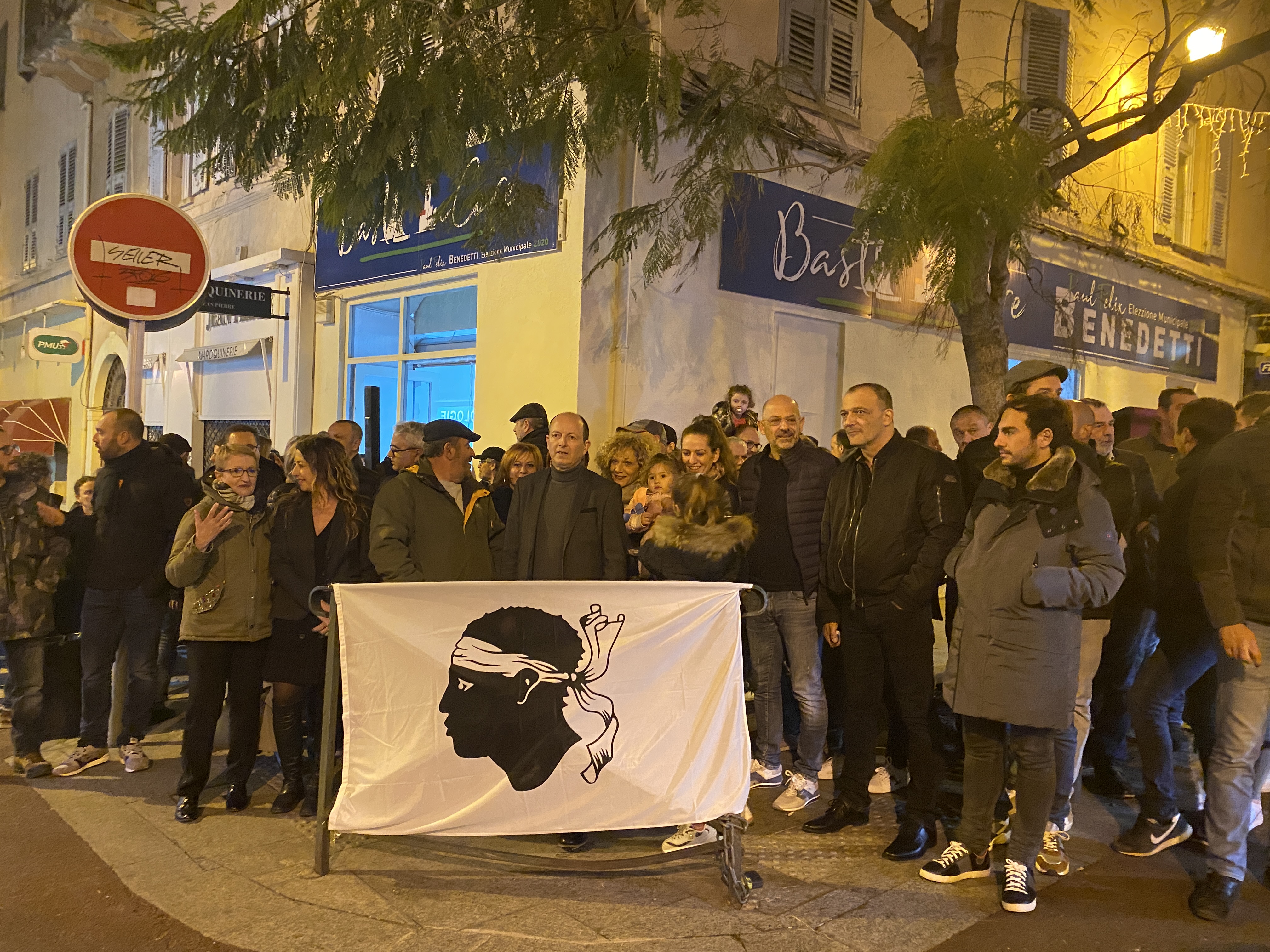 VIDEO - Municipales à Bastia : Paul-Felix Benedetti inaugure sa permanence