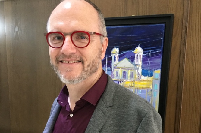 Bastia : les « Cercles de pardon » d'Olivier Clerc à la salle polyvalente de Lupino