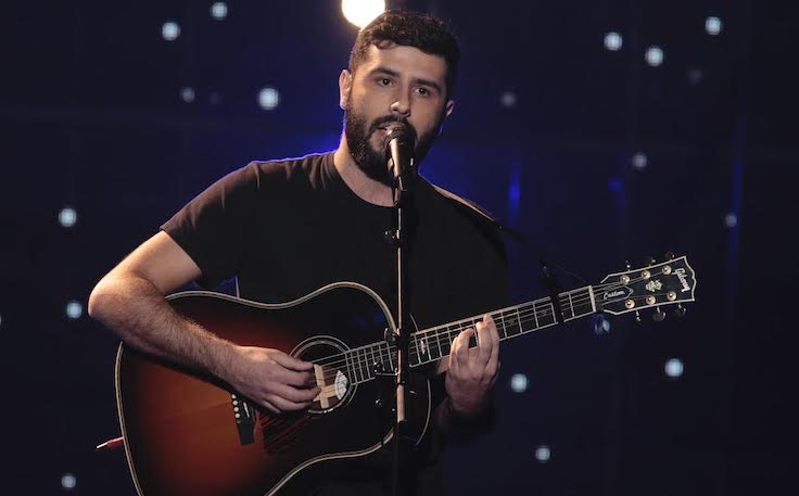 La prestation de Don-Pierre convaincra t-elle les coaches de The Voice ?(Crédit photo : Bureau 233 / ITV / TF1)
