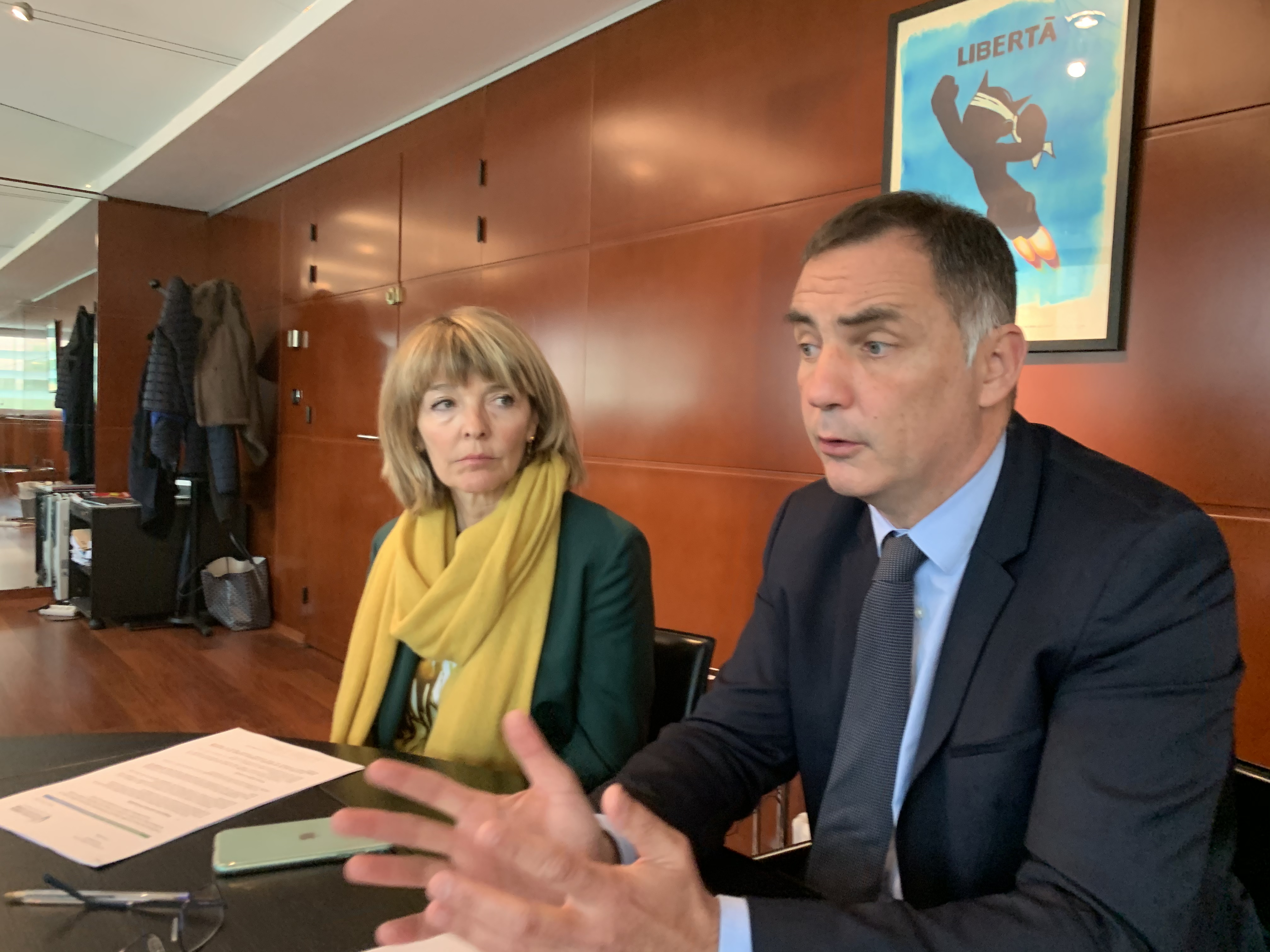 Bianca Fazi, conseillère exécutive en charge de la santé et du social, et Gilles Simeoni, président du Conseil exécutif de la Collectivité de Corse.