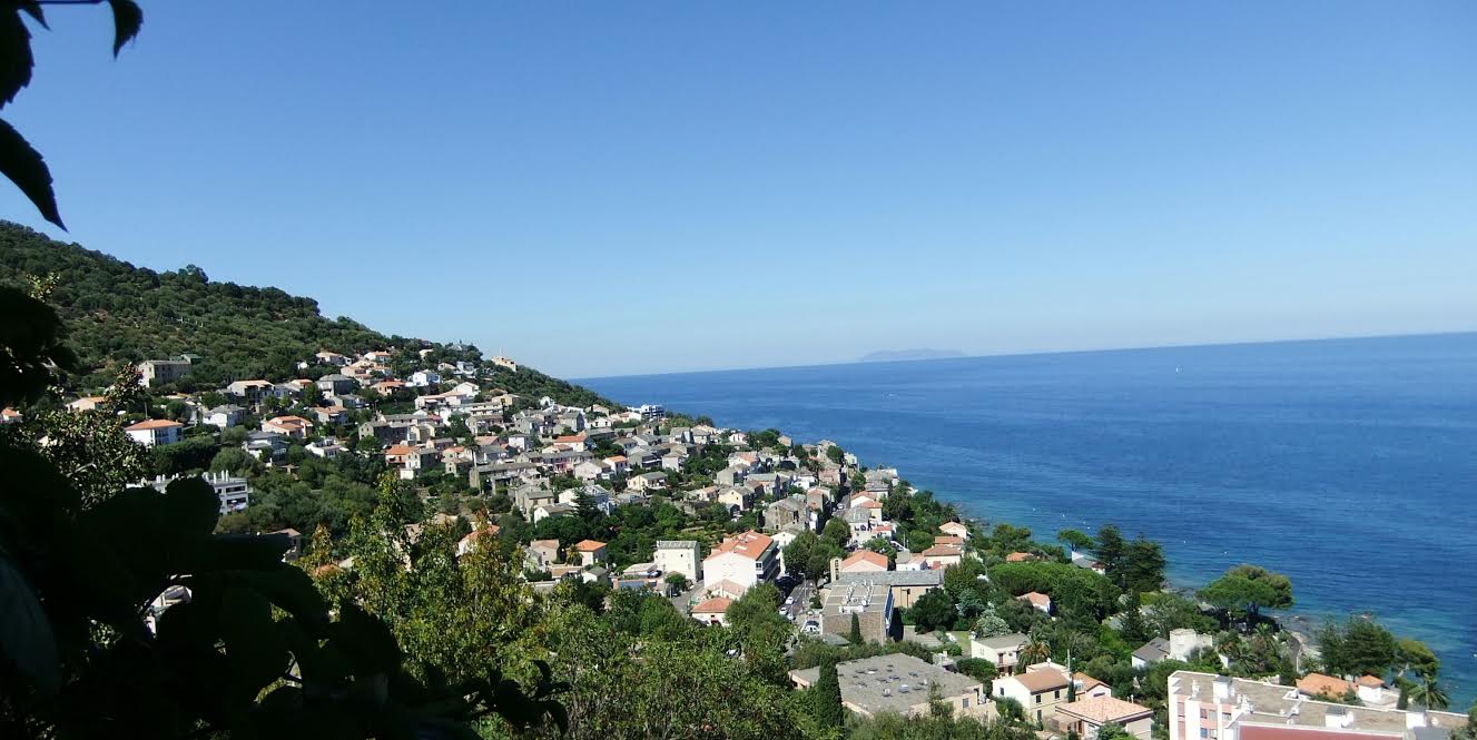 La photo du jour : Petranera, un balcon sur la Tyrrhénienne