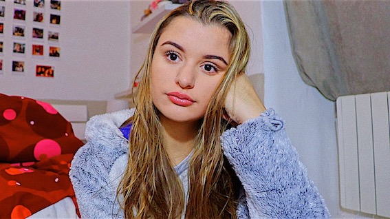 Julie Gauthier, l'influenceuse bastiaise aux 330 000 abonnés Youtube.