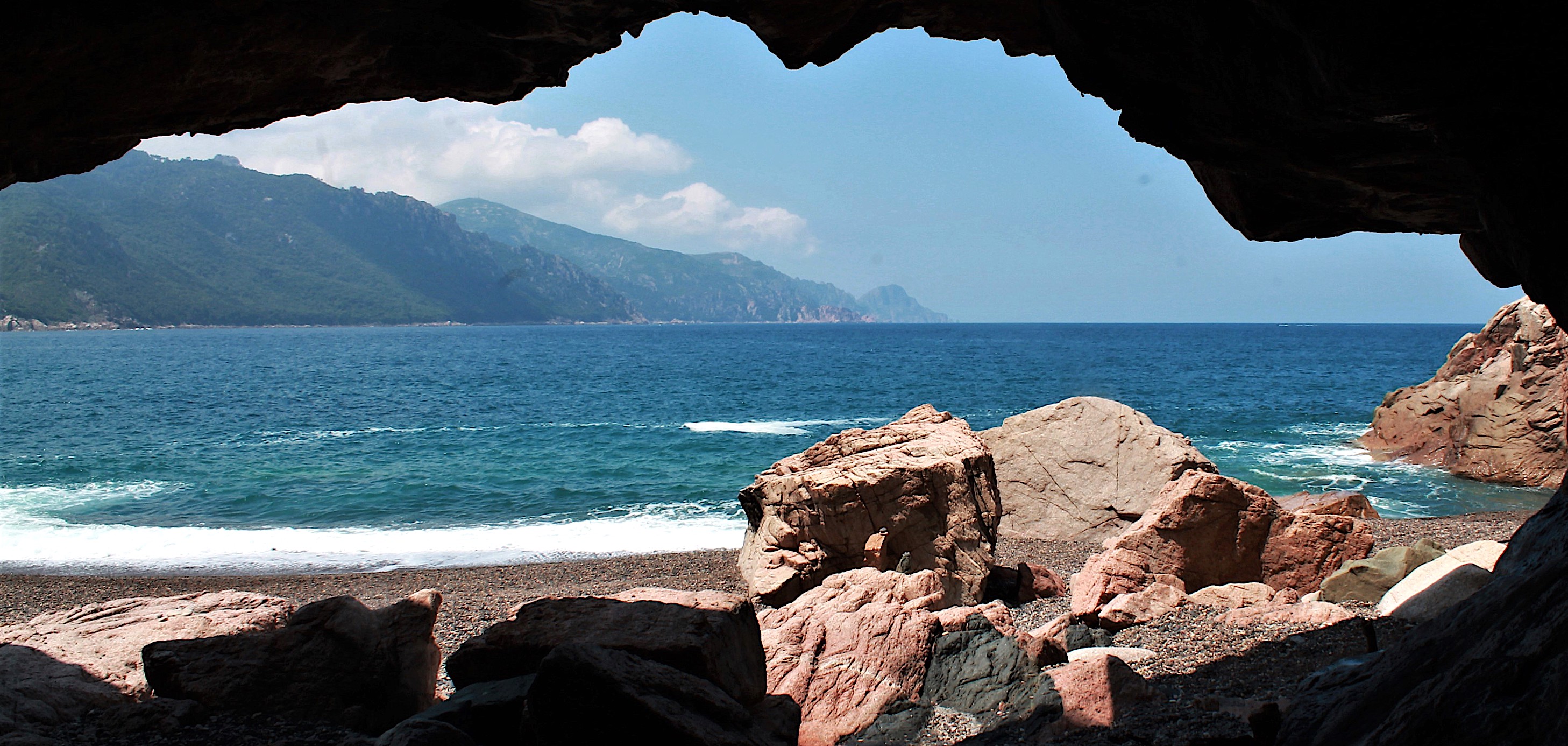 La photo du jour : sur la plage de Bissaghja près de Portu