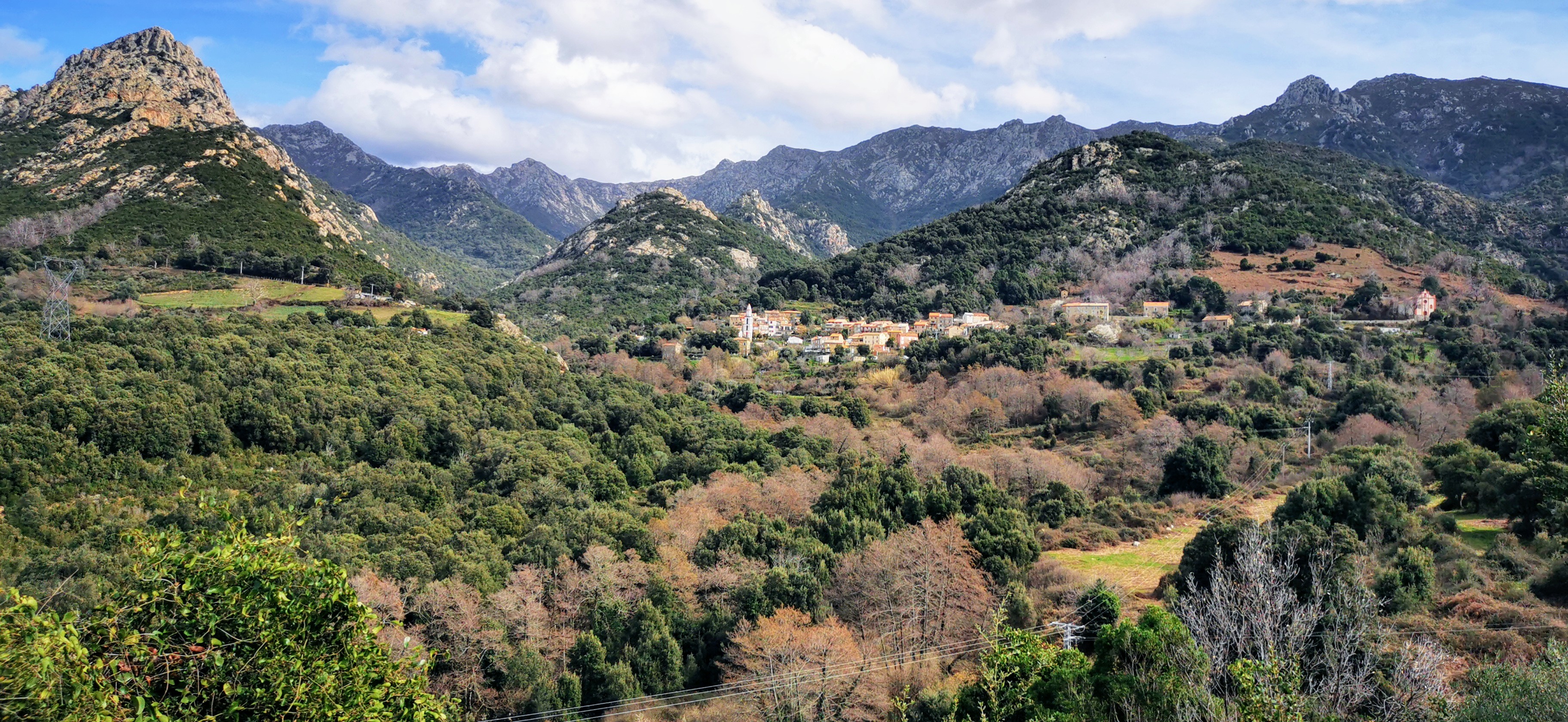 La photo du jour : u bellu paese di Peri