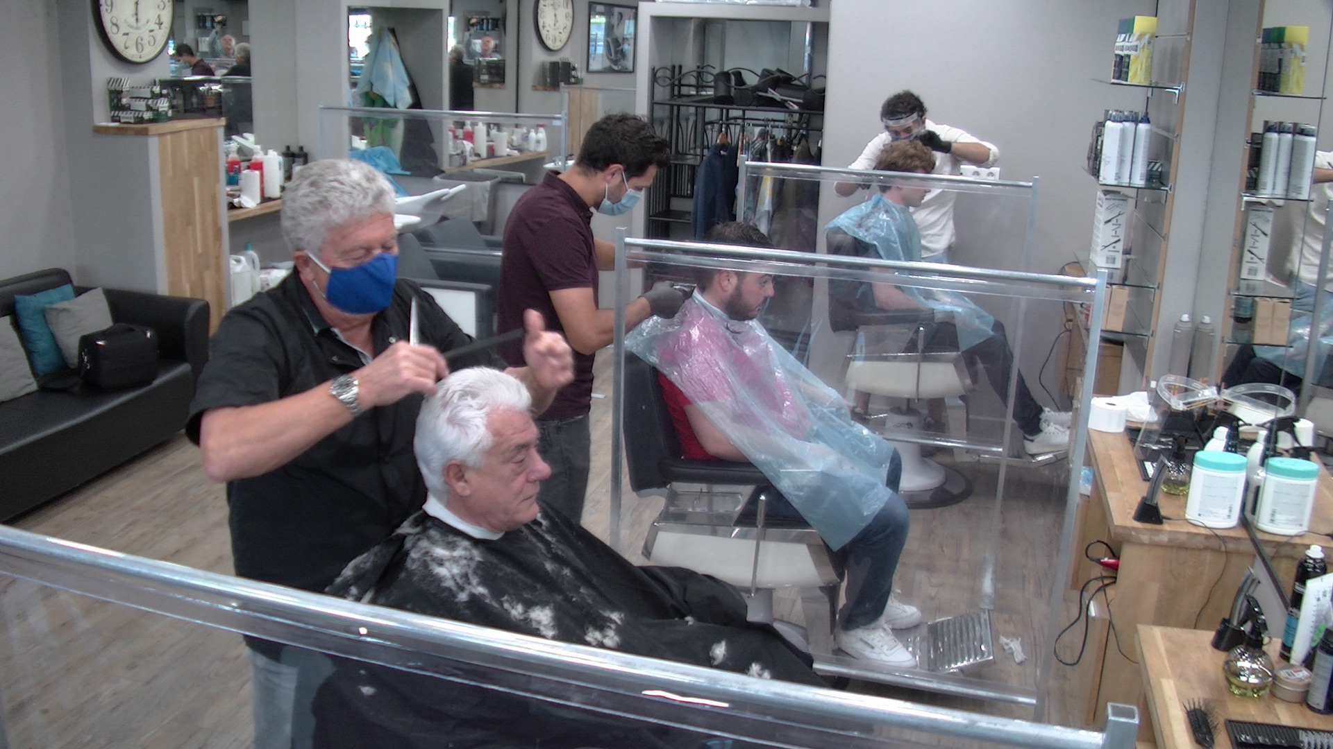 VIDEO - Déconfinement : Réouverture des salons de coiffure 