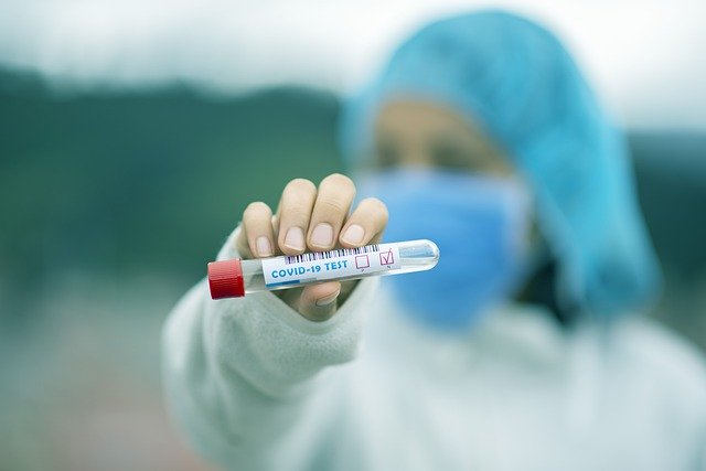 Coronavirus : deux nouveaux cas et un décès supplémentaire en Corse