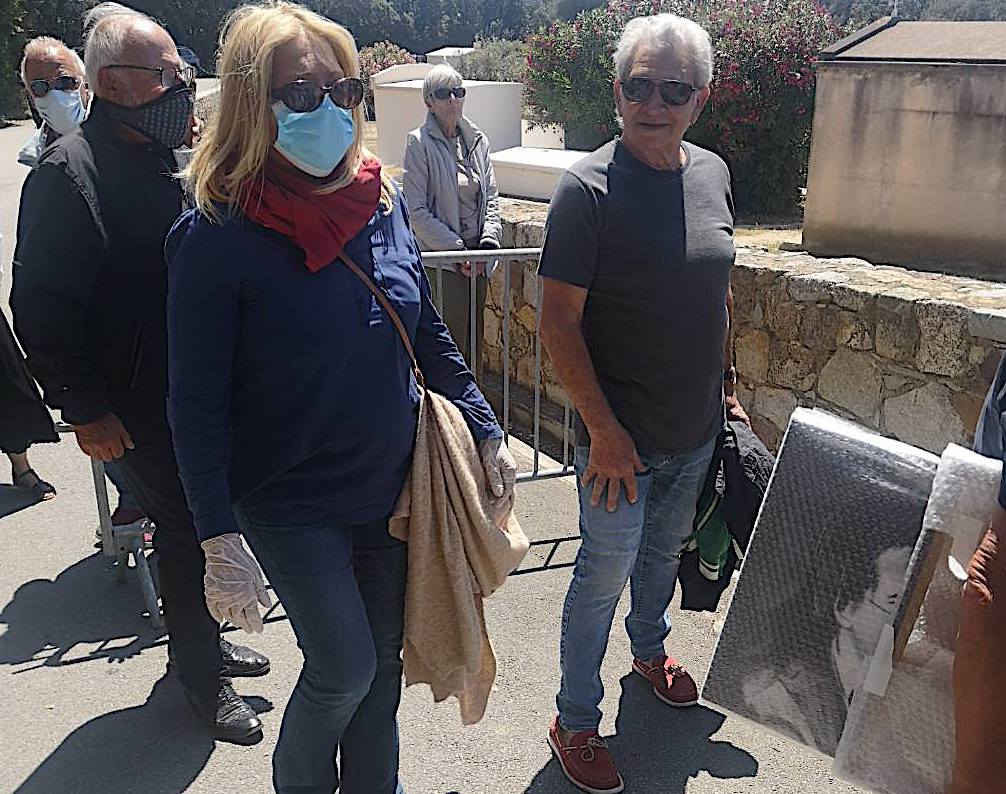 L'Inhumation de Guy Bedos au cimetière de Lumio 