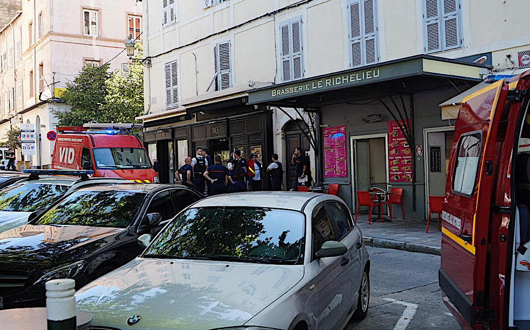 Bastia : déploiement de forces de police boulevard De Gaulle