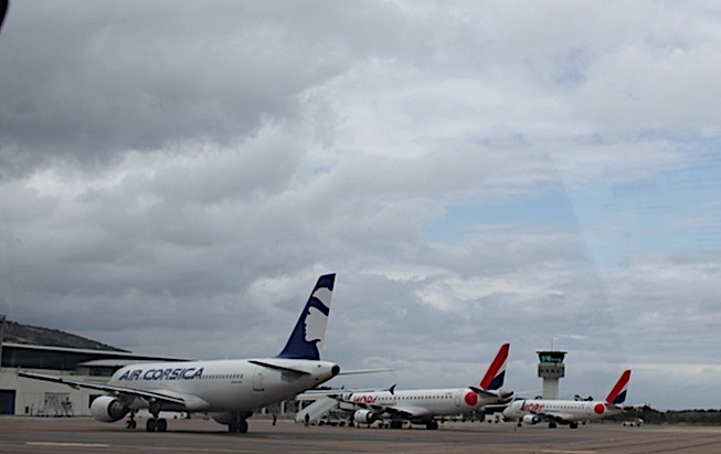 Contrôle des flux transfrontaliers à l’aéroport de Calvi : "les horaires  peuvent toujours être décalés" précise le préfet de Haute-Corse