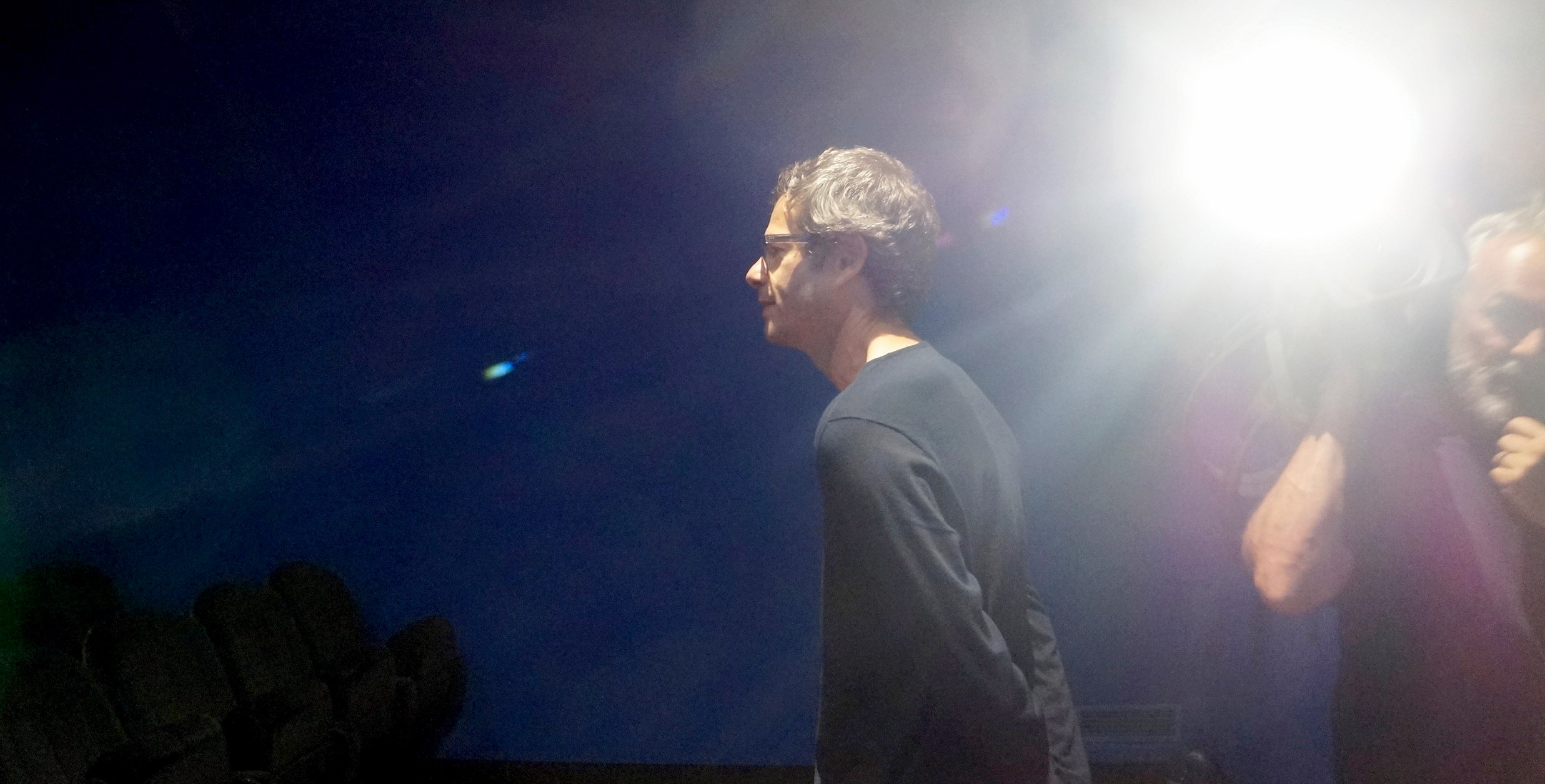 Frédéric Farrucci dans la lumière pour un grand film noir