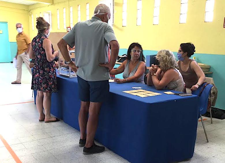 EN DIRECT - Second tour des municipales 2020 en Corse : les bureaux de vote fermés, le dépouillement commence