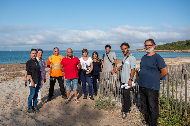 Georgia Susini, directrice de l'Environnement et des Aménagements Paysagers / DGA Proximité et Service à la Population – Ville d’Ajaccio, Caroline GARAUDEL, responsable Pôle démarches environnementales, labellisations et plages direction de l'environnement et aménagement paysagers Ville d’Ajaccio, Stéphane Biancucci, agent animateur Natura 2000 à la CDC, Camille Féral de la DDTM (gère la problématique des posidonies)