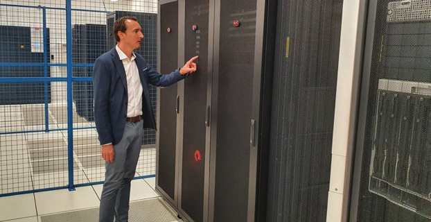 Nicolas Andrei, Directeur général délégué de la SITEC dans le datacenter de Bastia.