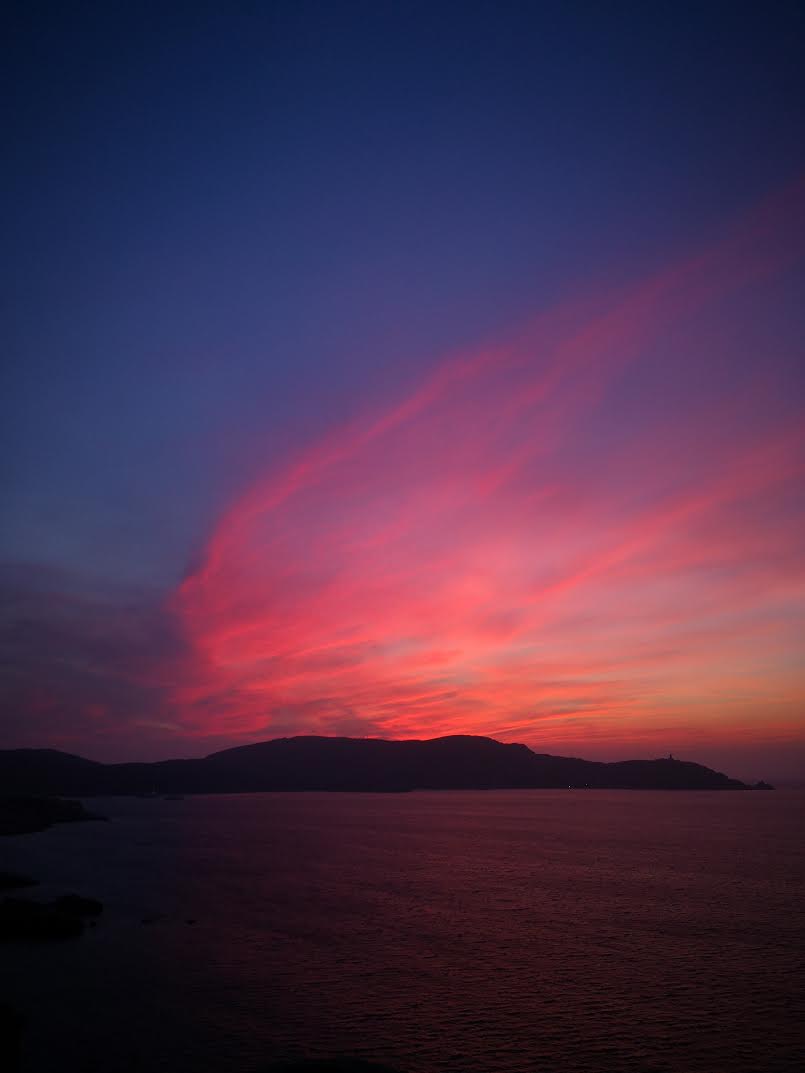 De la Croix des Balkans, à la sortie sud de Calvi, coucher de soleil sur la presqu'île de la Revellata (Gilbert Guizol)