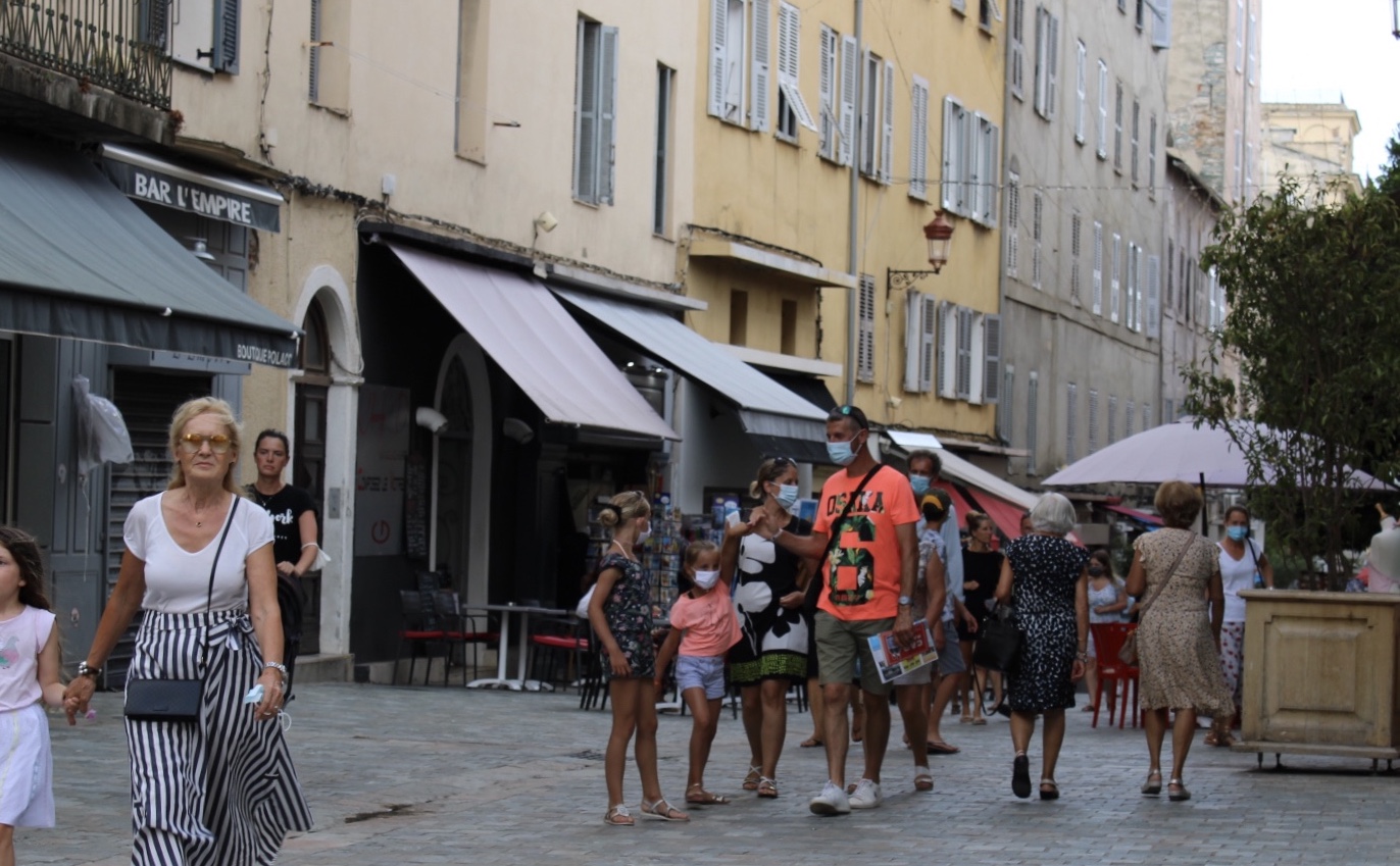 Port du masque dans les rues : les Bastiais bons élèves