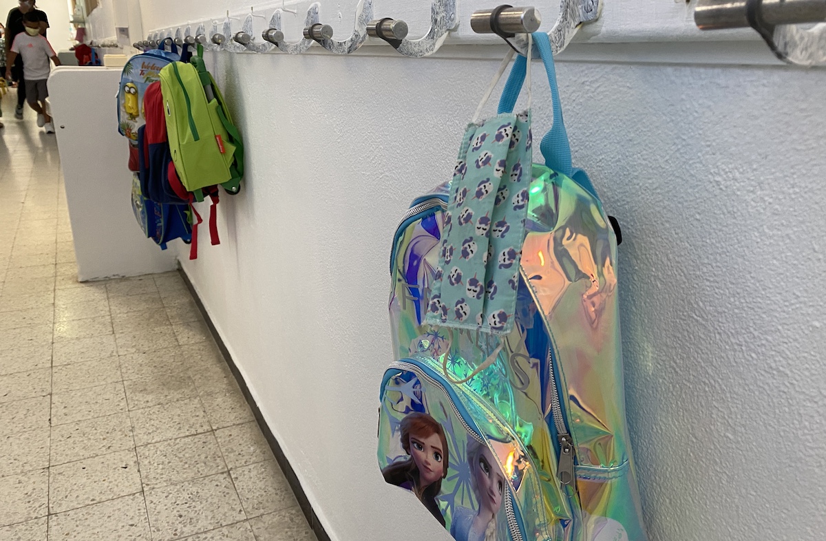 Professeurs et parents corses : "encore une fois on place l'économie avant la santé de nos enfants"