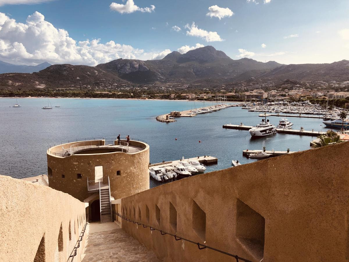 La photo du jour : la tour de sel de Calvi