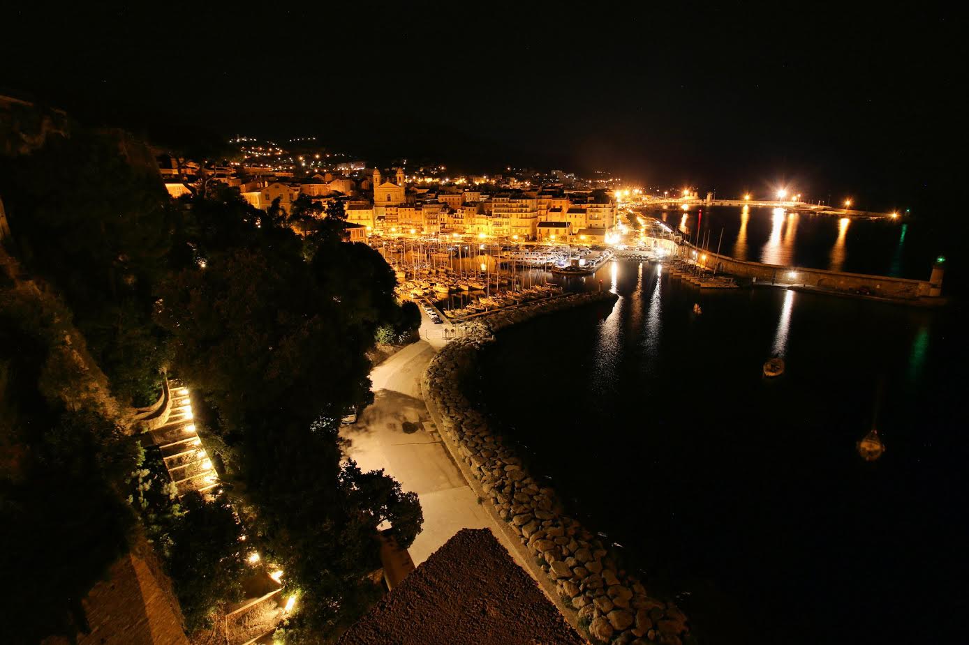La photo du jour : Bastia by night