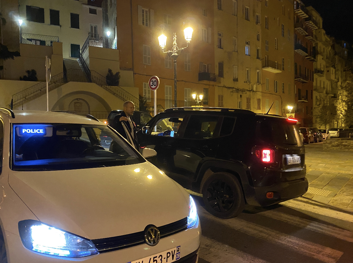 VIDÉO - Premier couvre-feu à Bastia, premiers contrôles de police