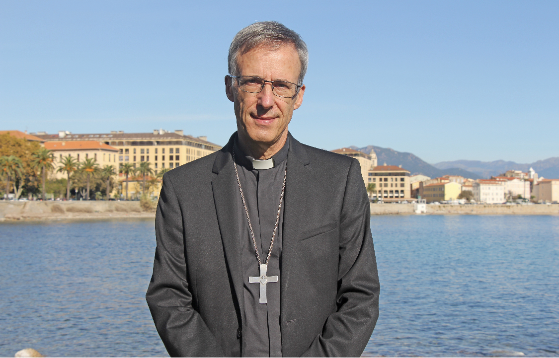 L'administrateur diocésain d'Ajaccio, Mgr Olivier de Germay