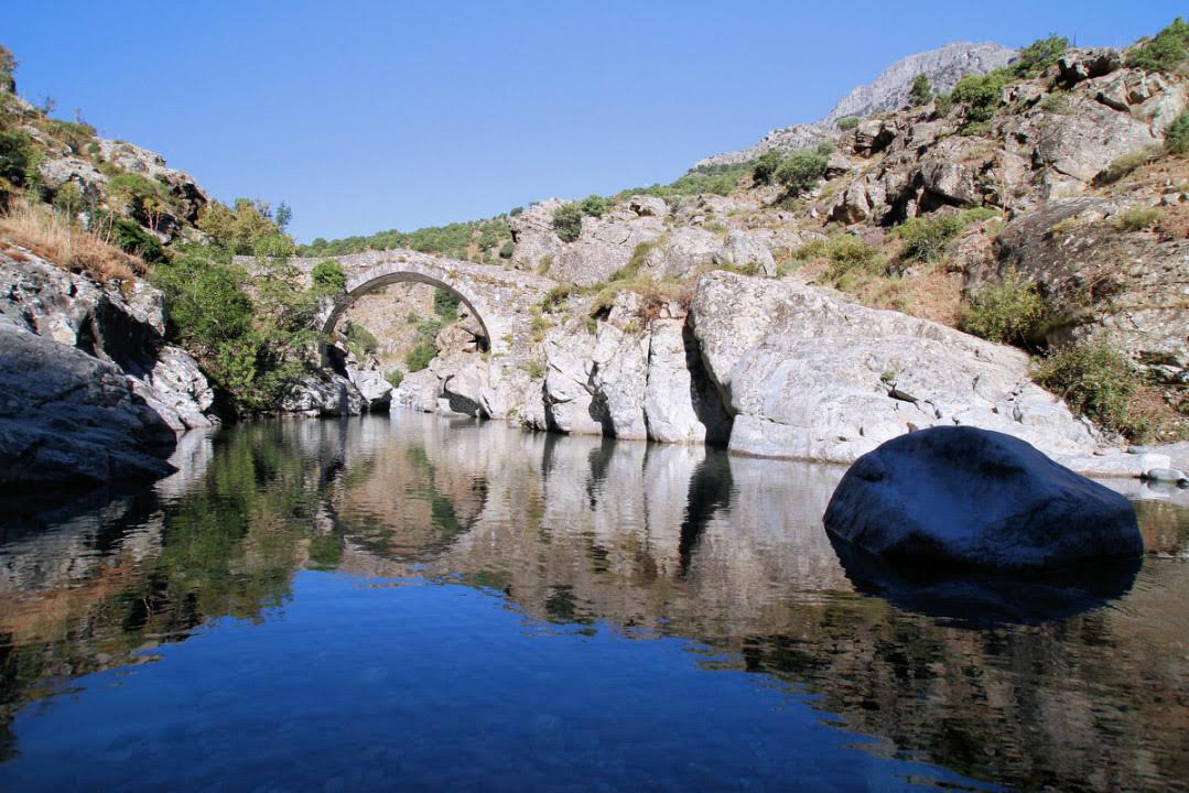 La photo du jour : le pont génois d'Ascu