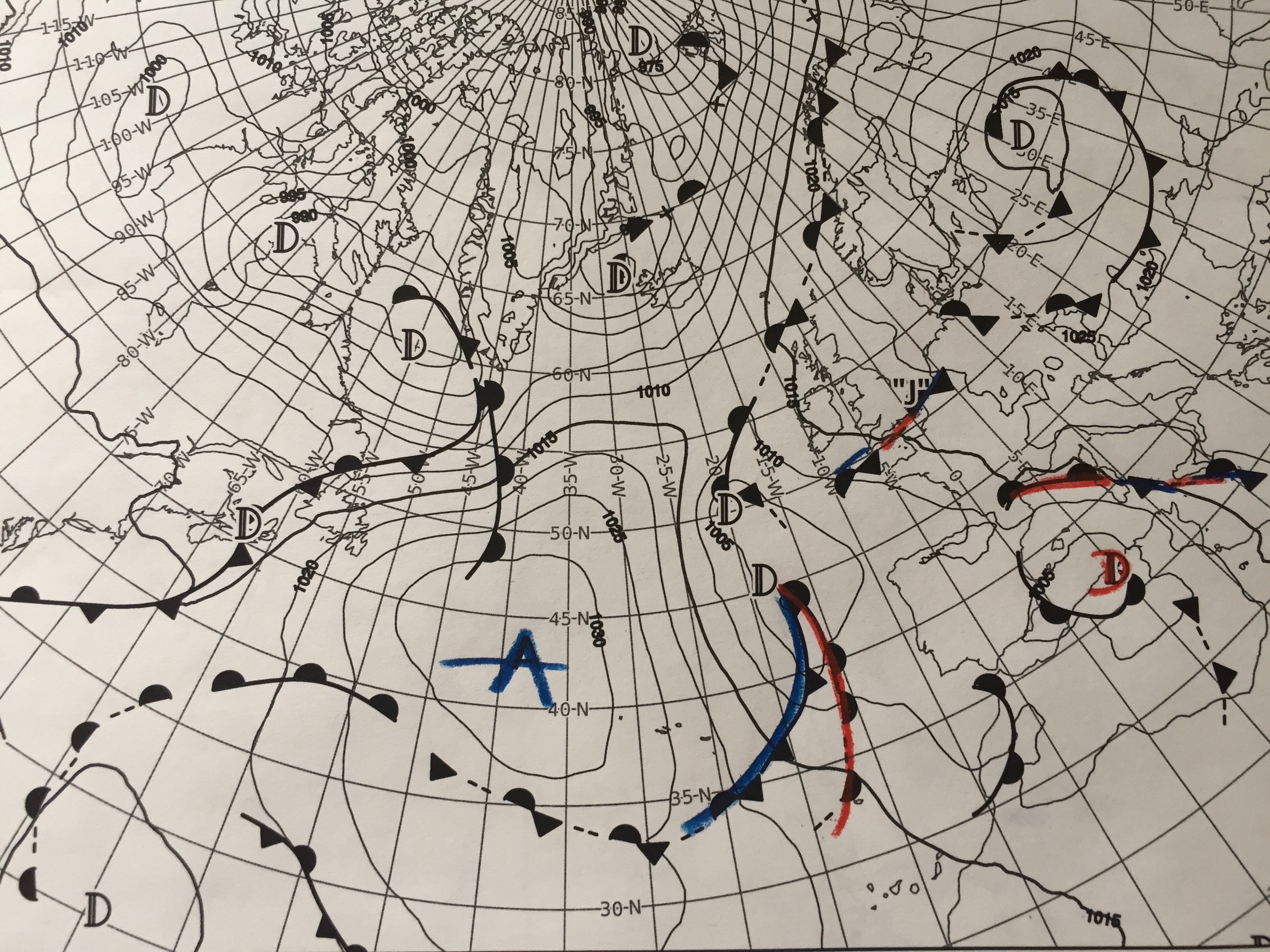 La dépression sur la Sardaigne engendrant un temps fortement perturbé sur la Corse