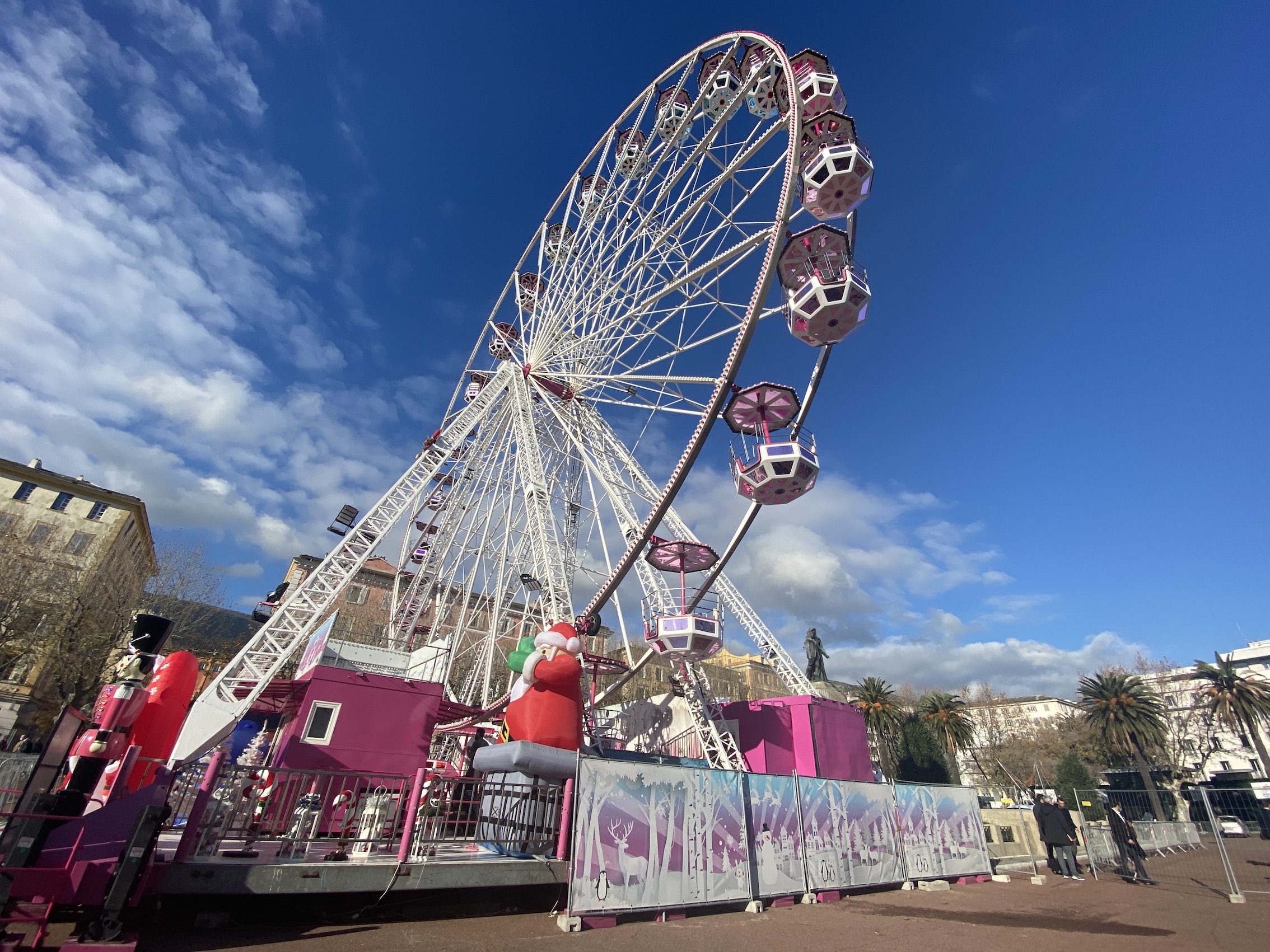 Grande Roue De Bastia A L Arret Force La Mairie Engage Des Recours
