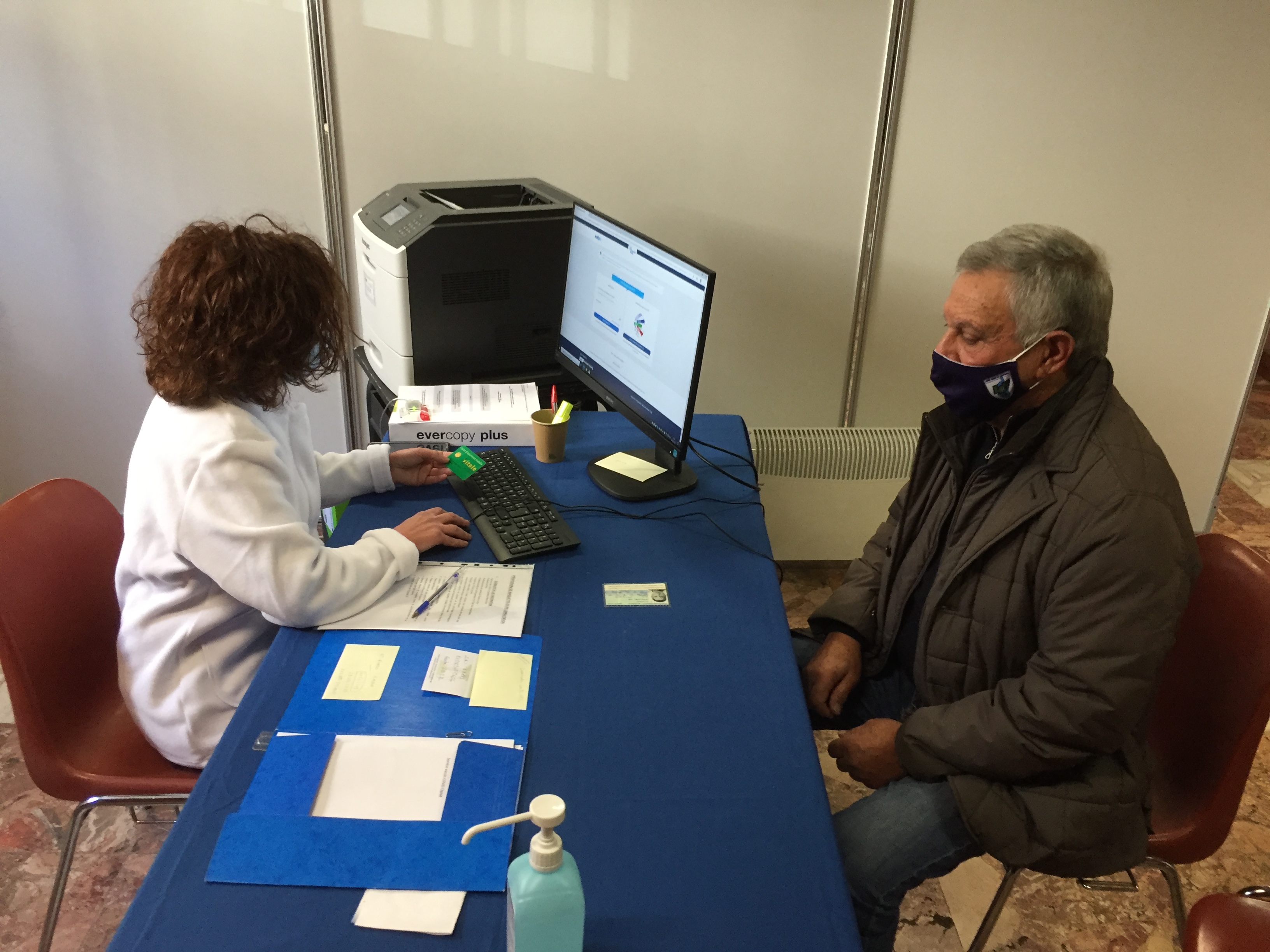 Parmi les premières personnes à se faire vacciner ce lundi, l’ancien président du SC Bastia, Michel Sorbara