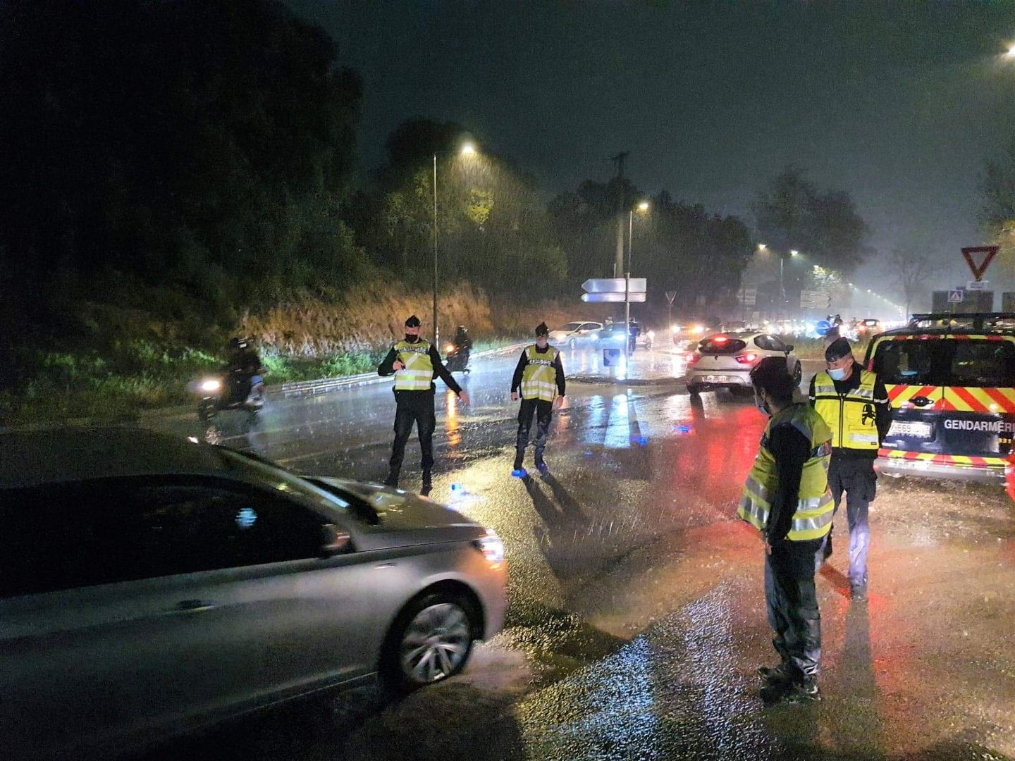 Comme en Haute-Corse, en Corse-du-Sud les forces de l’ordre s'assurent que les mesures anti-Covid soient appliquées