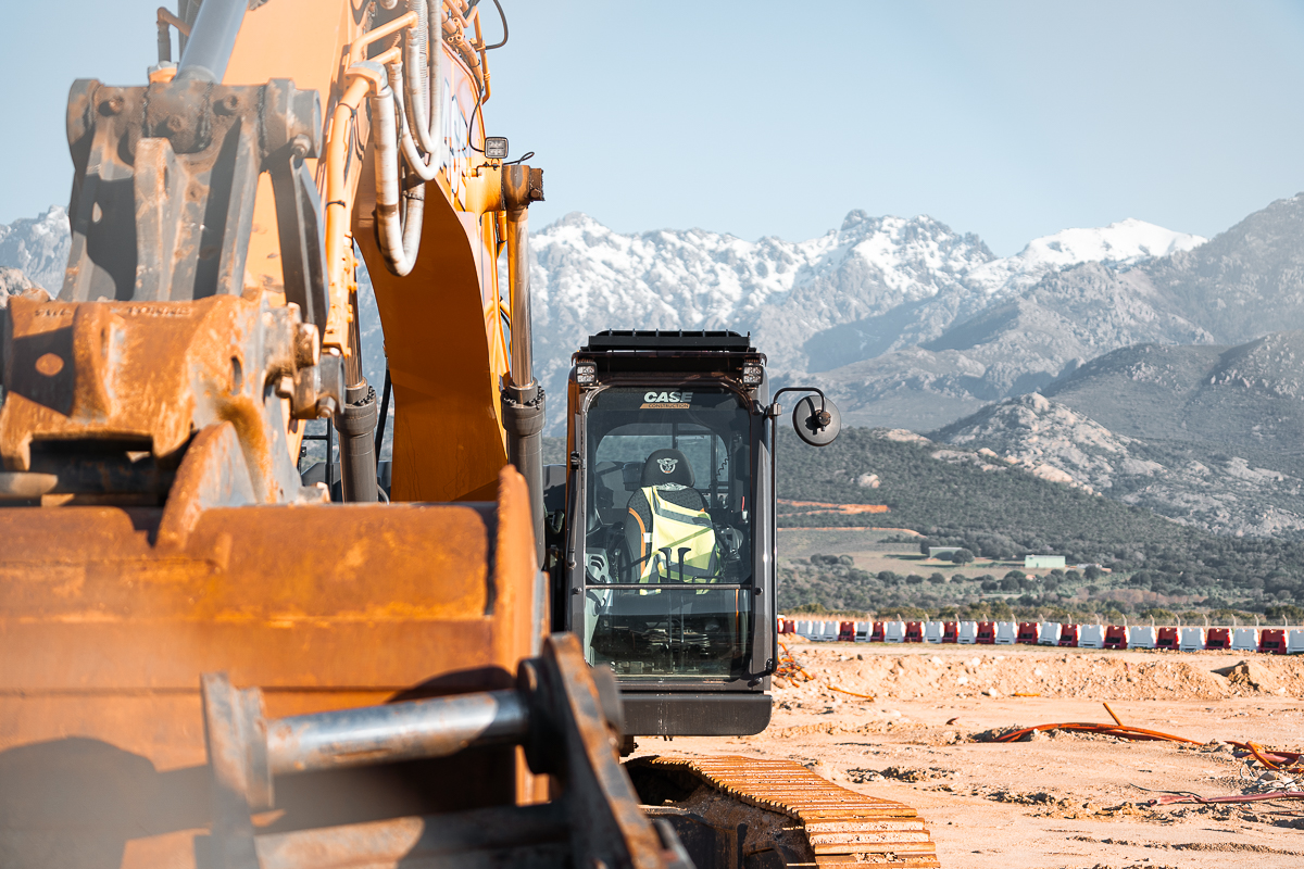 Les engins sont à l'arrêt depuis plusieurs semaines (Photos Eyefinity Prod/Kevin Guizol