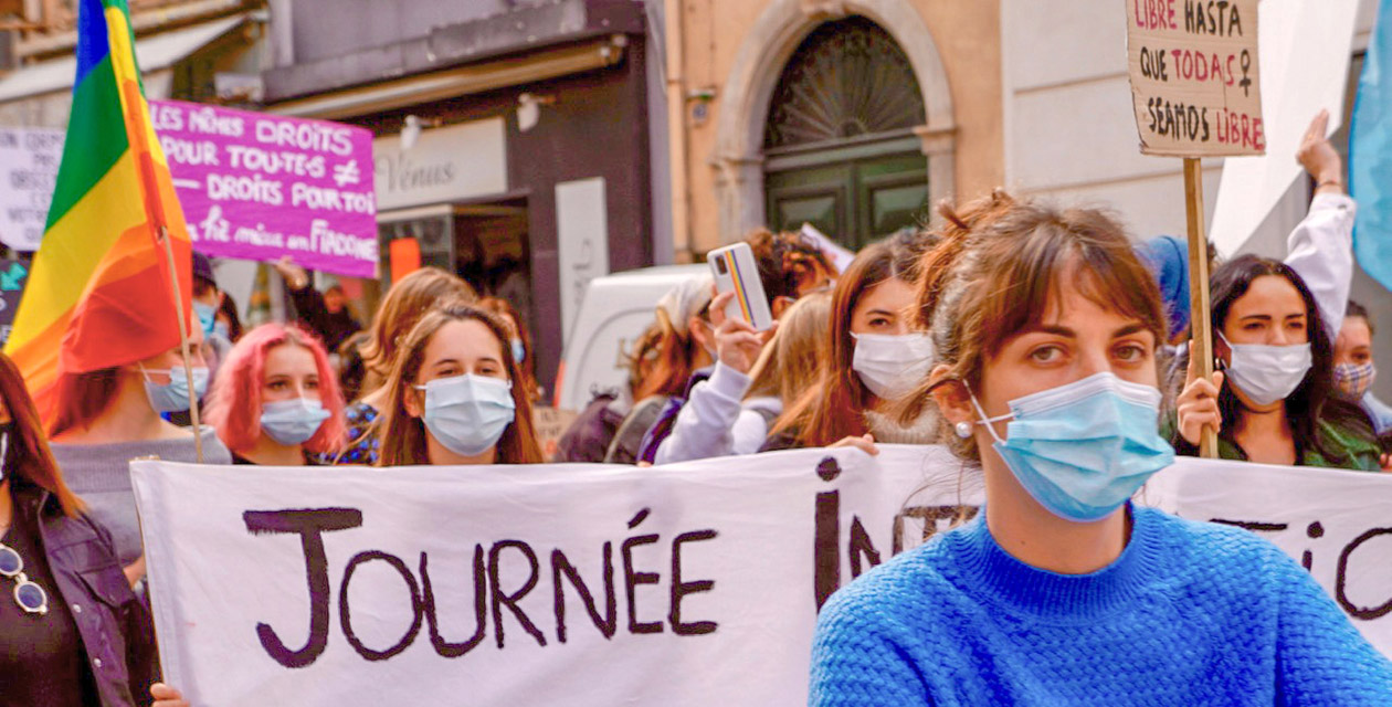 Plusieurs personnes présentes à la manifestation du 8 mars dernier à Bastia ont souhaité diffuser un communiqué  après la polémique autour des conférencier.e.s de la CAB