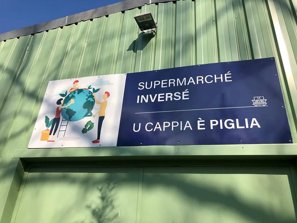 Pour l'heure le marché est uniquement ouvert aux dépôts pour constituer des stocks. Crédits Photo : Communauté de Communes de la Costa Verde