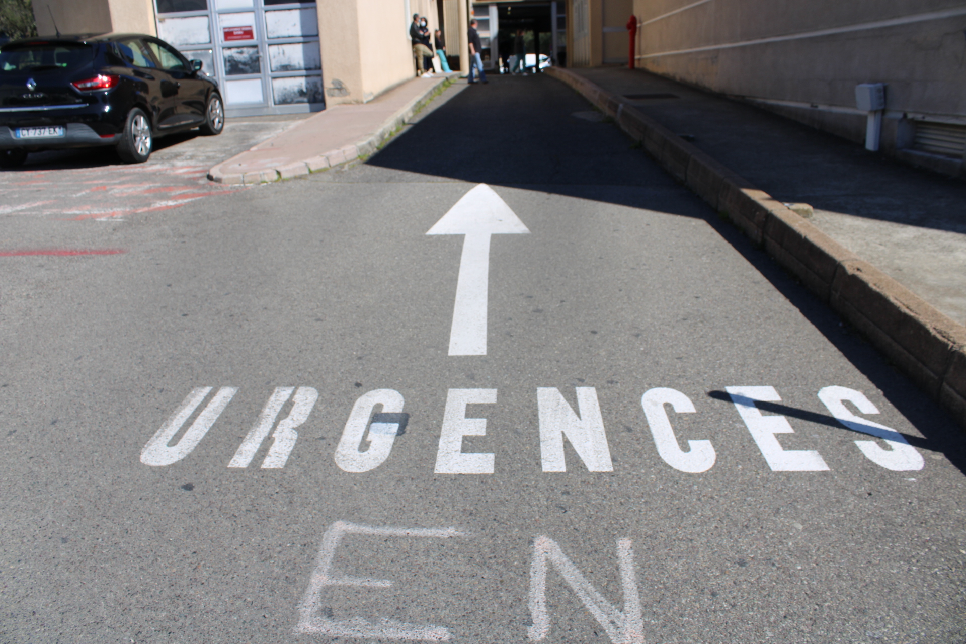 Covid -19 : «  la situation des hôpitaux corses est à surveiller de près »