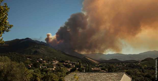 Incendie dans le Nebbiu. Photo JB Andreani.