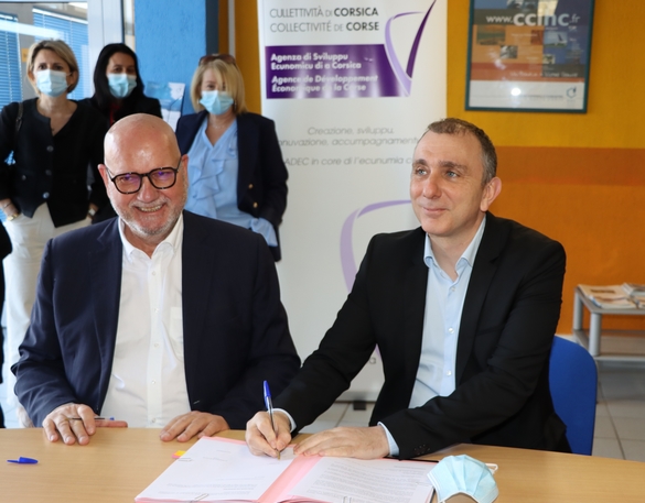 Signature de partenariat entre Jean-Christophe Angelini et Jean Dominici