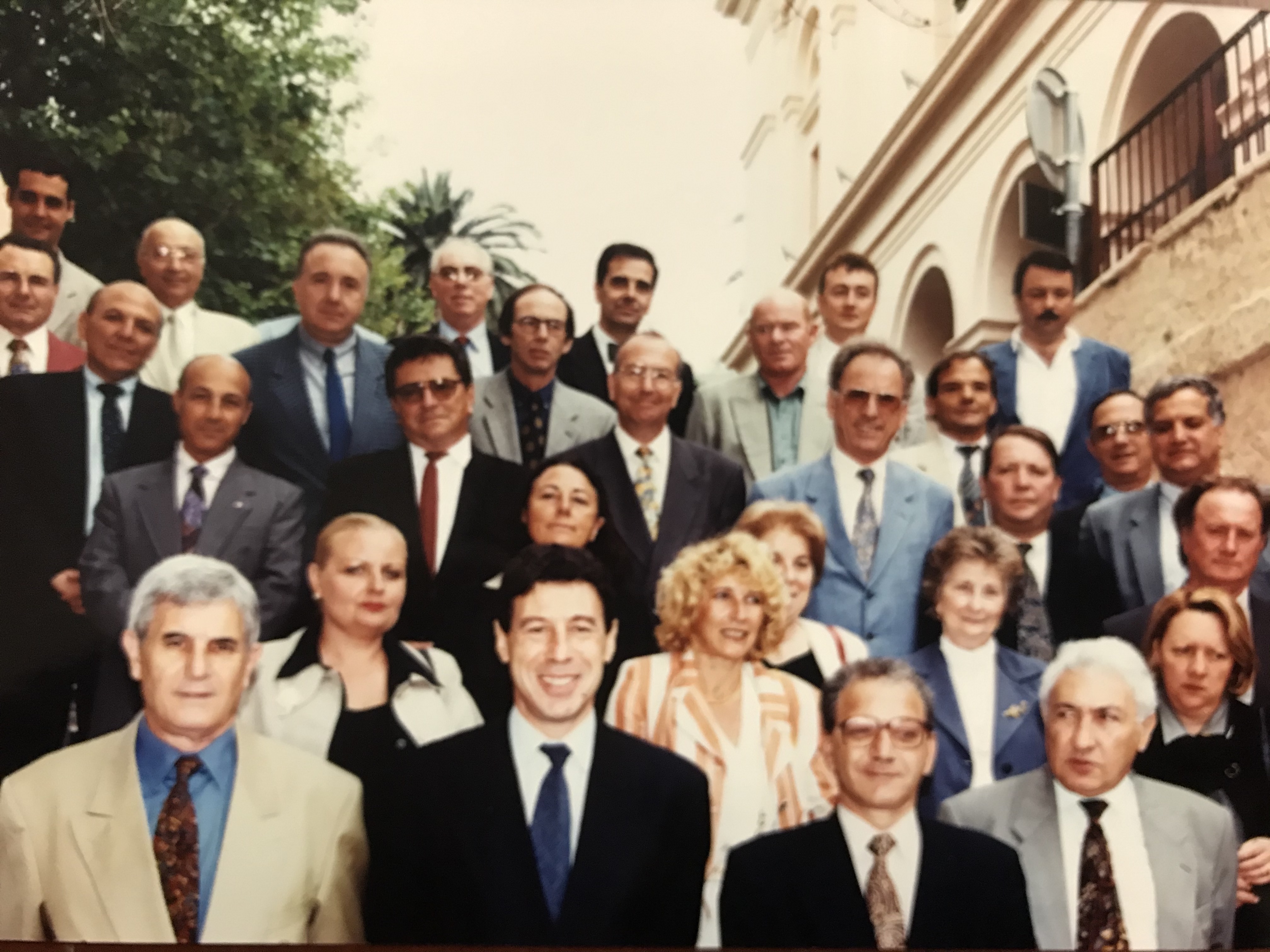 Le conseil municipal de Bastia de 1995. Paule Graziani est au centre derrière Emile Zuccarelli (DR)