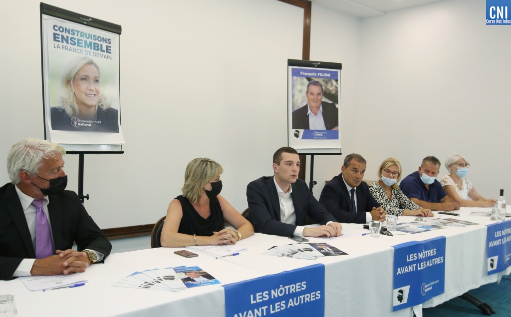 Jordan Bardella a fait le déplacement à Ajaccio pour soutenir François Filoni, tête de liste RN pour les élections territoriales. Photo : Michel Luccioni
