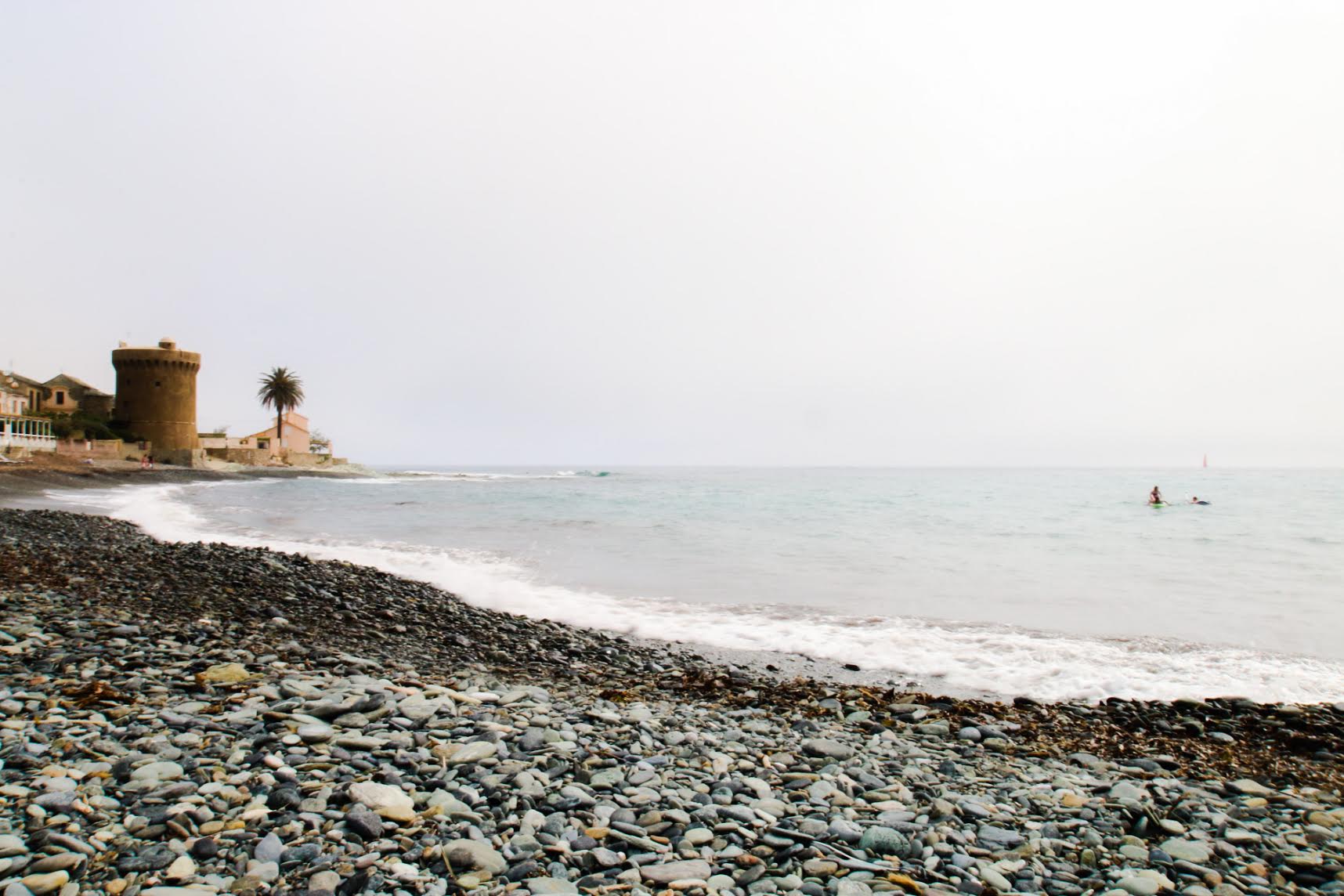 La plage et la tour de Miomo (Hyacinthe Sambroni)