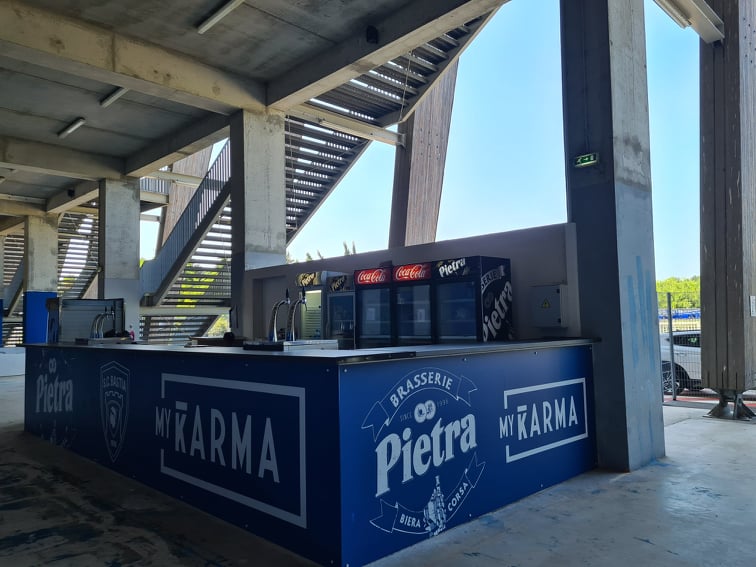 La nouvelle buvette située en tribune sud. Crédits Photo : Pierre-Manuel Pescetti