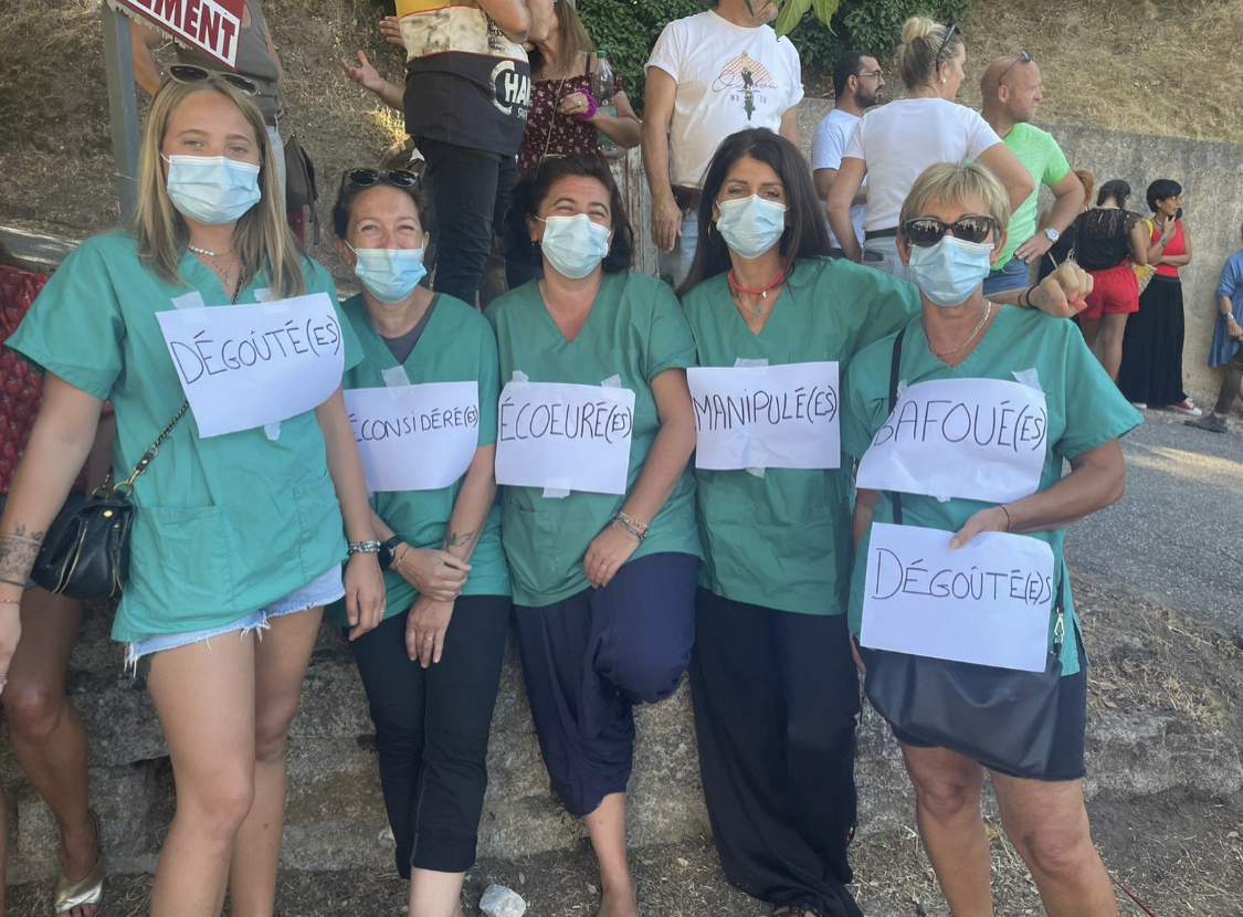 Manifestation contre le pass sanitaire à Sartè : "la liberté doit primer !" 
