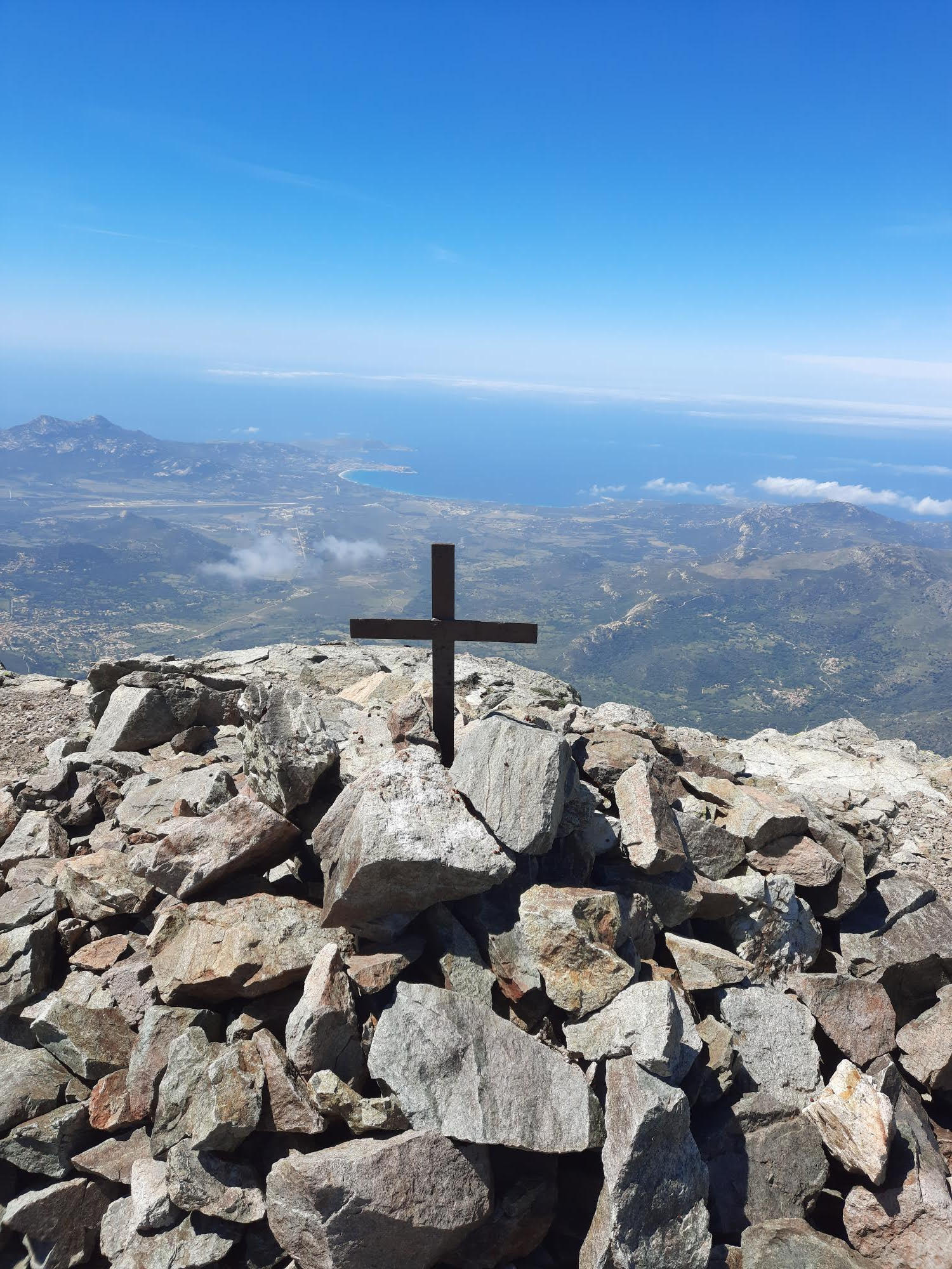 La photo du jour : au sommet du Montegrossu
