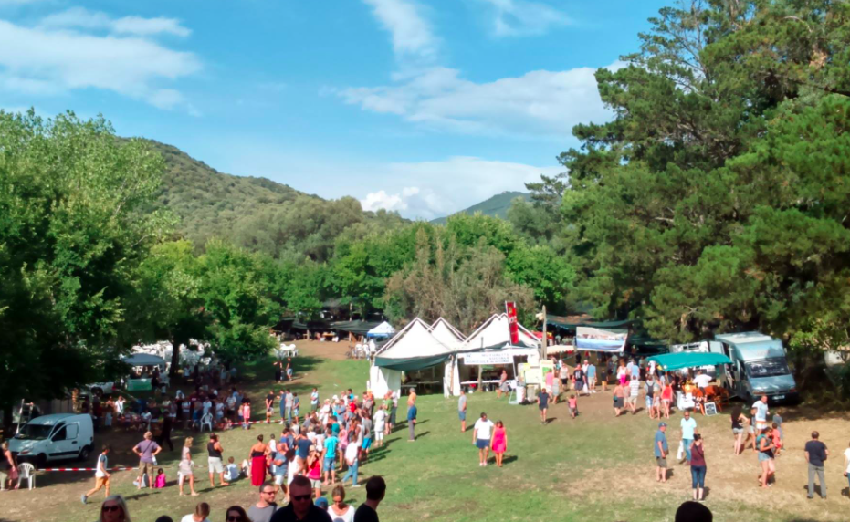 Les partenaires fidèles depuis 29 ans sont la chambre de commerce et de l'industrie de Corse, la chambre des métiers, la MSA, la chambre d’agriculture, Frequenza Nostra, le PNRC qui tiendra un stand d’animation ainsi que le lycée agricole qui met en place des vitrine d’animaux et une vente de produits sur le champ de foire