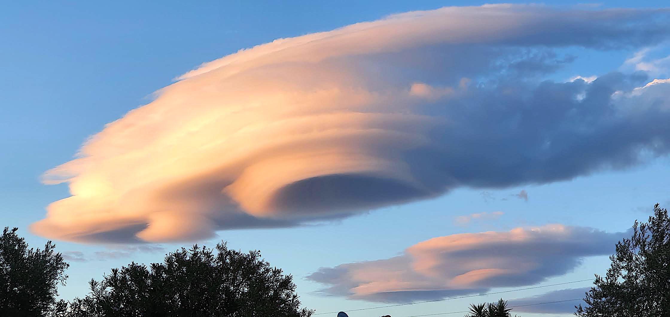 Bella seppia sopra Furiani è Bastia (Lucie Santini)
