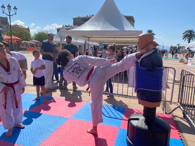 Ajaccio : Associ in festa a fait son retour sur la place du Diamant
