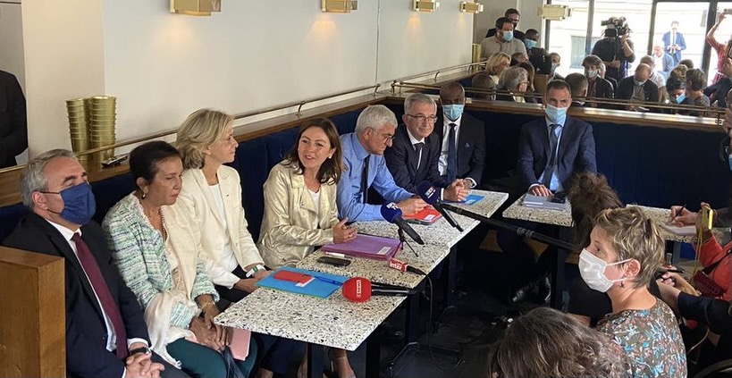 Conférence de presse des présidents de Régions de France à l'issue de la réunion avec Jean Castex à Matignon.