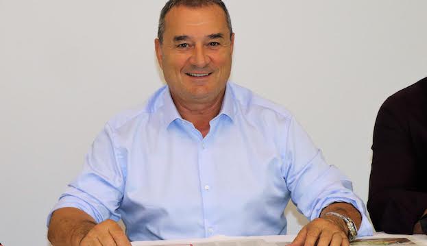 Rassemblement national et vie chère : "apprendre aux Corses à voir la poussière sous le tapis"